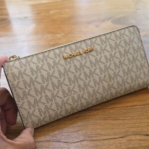 Michael Kors Monogram Tan Wallet